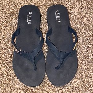 GUESS flip flops
